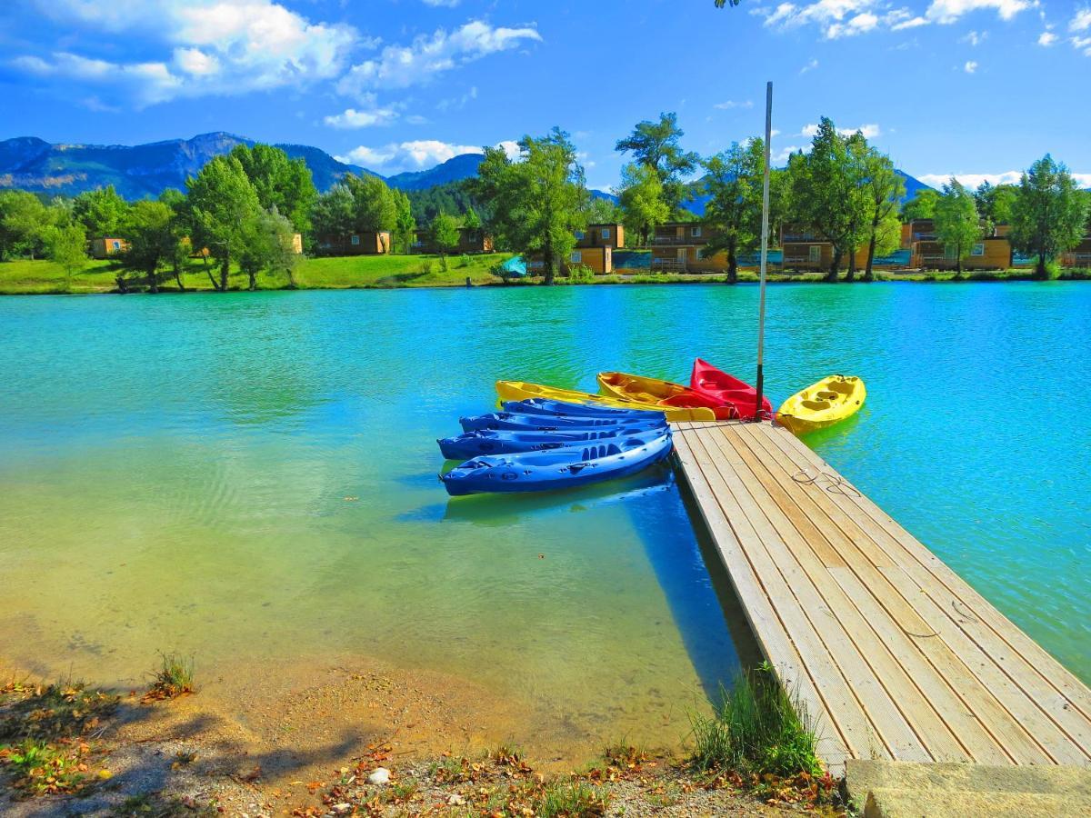 ホテル Camping Le Lac Bleu Châtillon-en-Diois エクステリア 写真