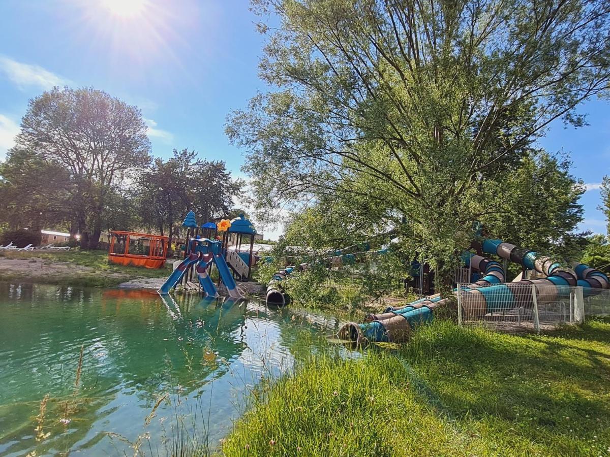 ホテル Camping Le Lac Bleu Châtillon-en-Diois エクステリア 写真