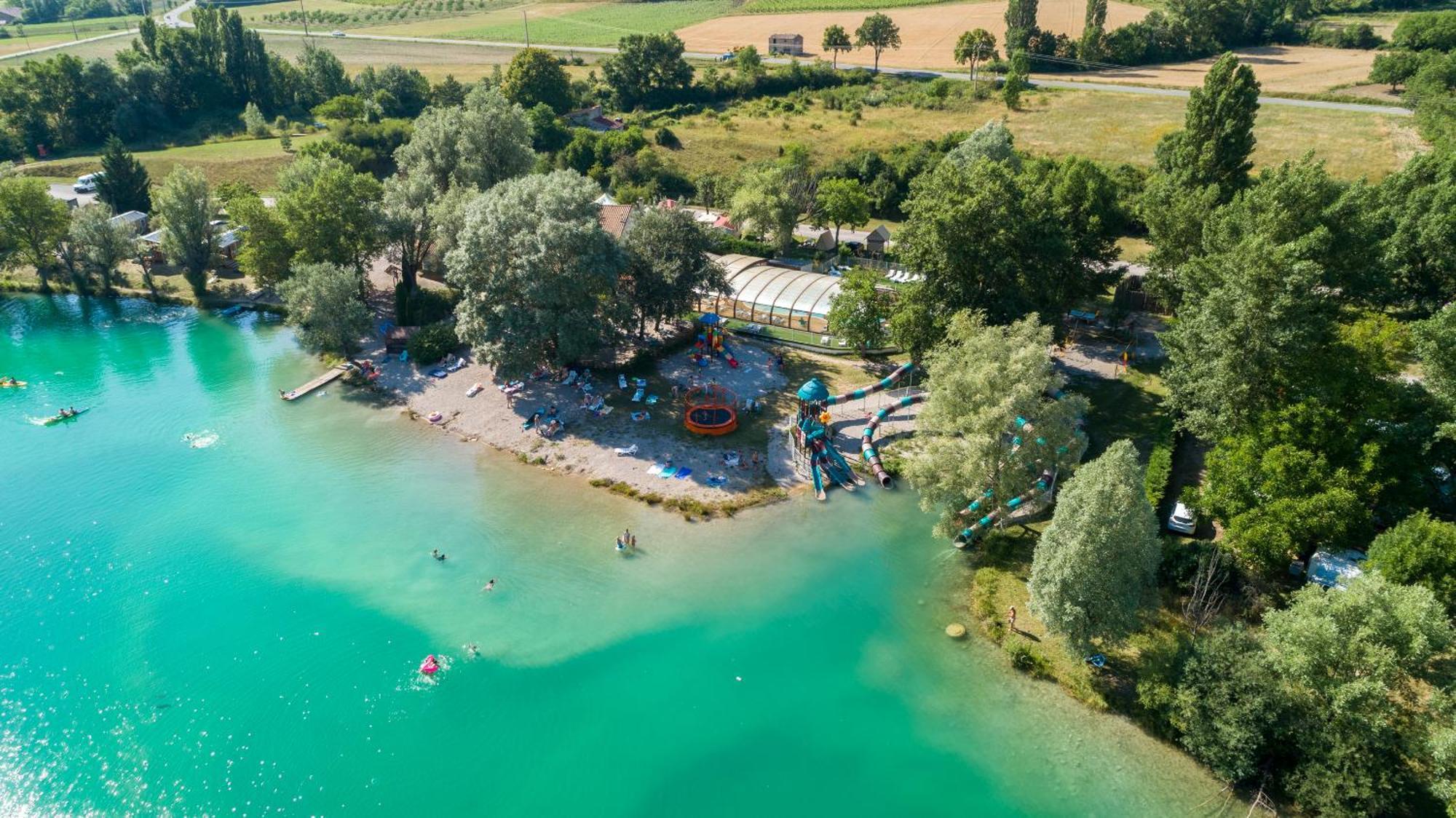 ホテル Camping Le Lac Bleu Châtillon-en-Diois エクステリア 写真