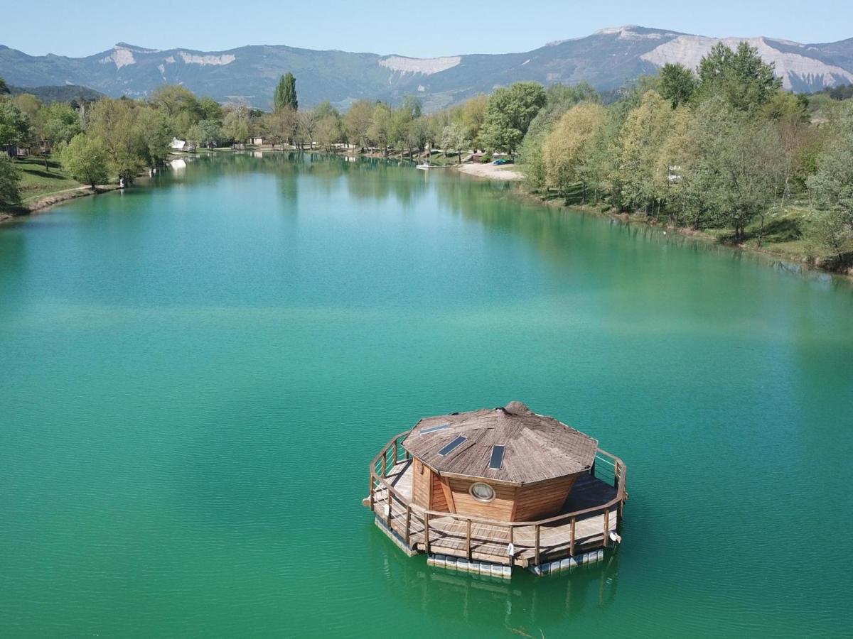 ホテル Camping Le Lac Bleu Châtillon-en-Diois エクステリア 写真